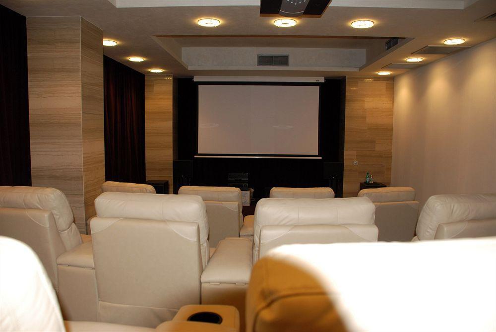 Metropolis Hotel Bistriţa Extérieur photo