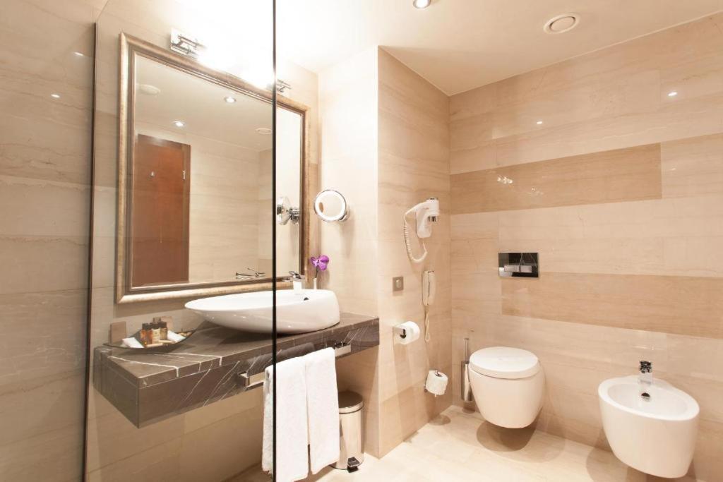 Metropolis Hotel Bistriţa Extérieur photo