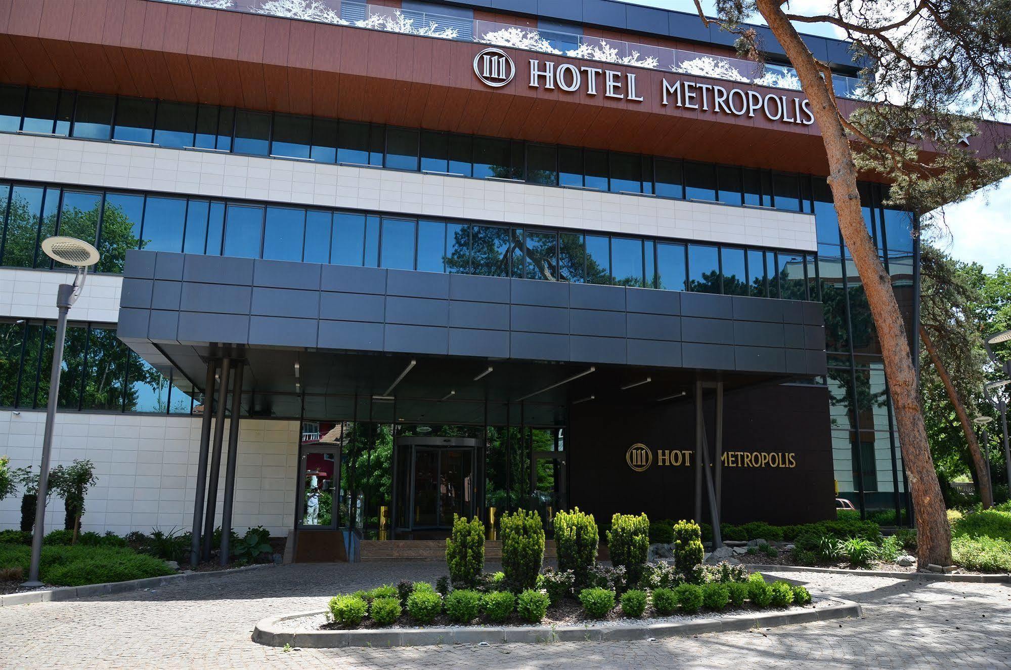 Metropolis Hotel Bistriţa Extérieur photo